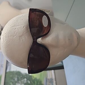 Liz Claiborne sunglasses 👓.  Brown with bling.  New with tags.